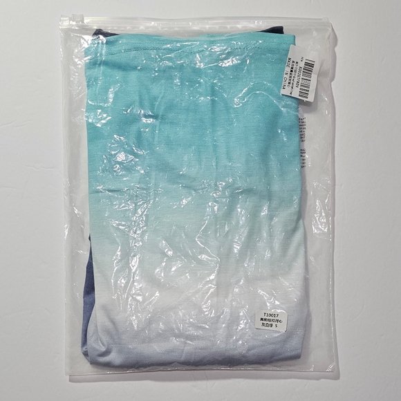 NEW!~ Neitade Tank Top Sleeveless V-Neck With Bottons, Blue Ombre, Medium - Picture 8 of 8